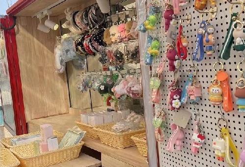 特“能亮”——记手工之家移动潮品店特点之四